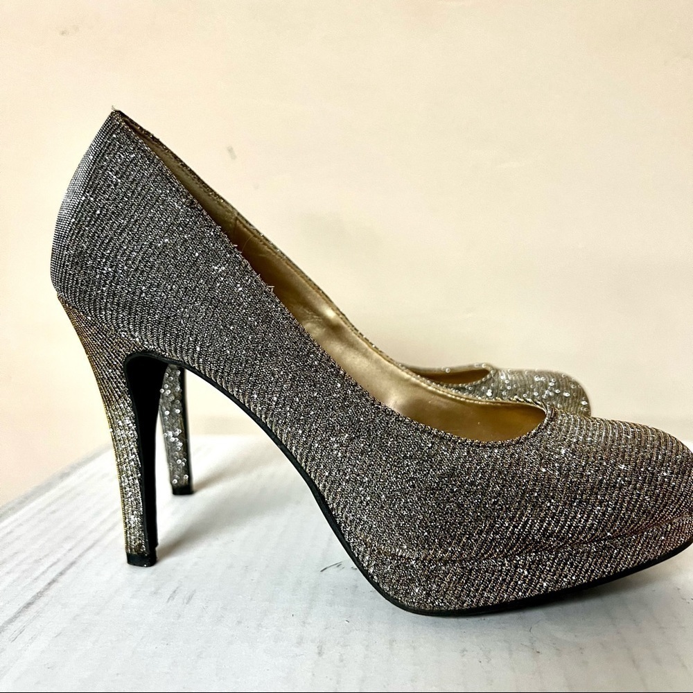 FIONI Night High Heeled Shoes Gold metallic platform Dress womens size 5.5